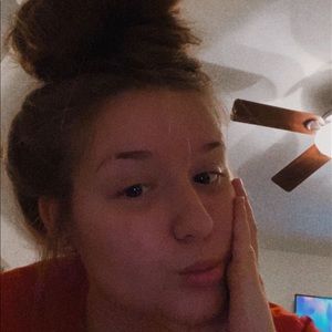 Meet your Posher, Serena